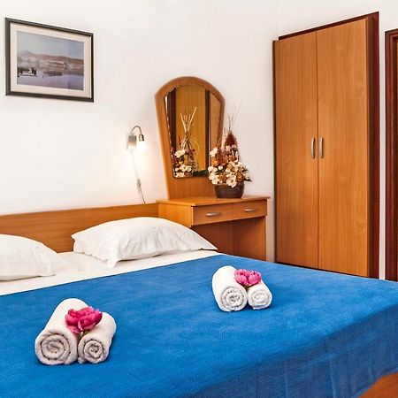 Apartmani Ines Drašnice Zewnętrze zdjęcie